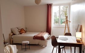 La Maison, Studio Ou Appartement T3 Avec Parc Arbore